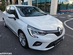 Culoarealb Utilizat 2019 Renault Clio IV | 7.900 EUR (Preț OK)
