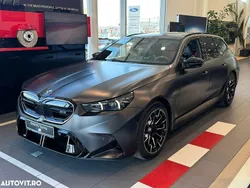 Culoarenegru Nouă 2025 BMW M5 Shadowline Break | 130.559 EUR