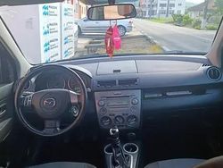 Utilizat 2006 Mazda 2 Berlinǎ | 1.000 EUR