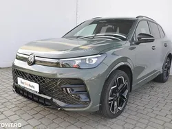 Verde mediu normal Utilizat 2024 VW Tiguan R-line SUV | 45.655 EUR