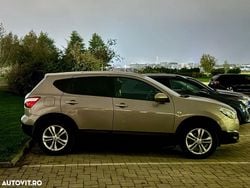 Culoarebej Utilizat 2014 Nissan Qashqai SUV | 9.850 EUR (Super Preț)