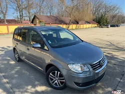 Utilizat 2008 VW Touran Monovolum | 4.100 EUR (Preț OK)