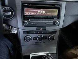 Utilizat 2013 VW Passat Berlinǎ | 8.500 EUR