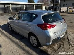Gri Utilizat 2014 Toyota Auris Hatchback | 7.600 EUR (Preț OK)