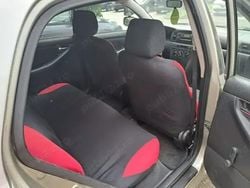 Utilizat 2006 Toyota Corolla Hatchback | 2.650 EUR