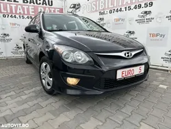 Negru Utilizat 2011 Hyundai i30 Classic Break | 4.990 EUR (Preț OK)