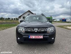 Culoarenegru Utilizat 2012 Dacia Duster Lauréate SUV | 6.900 EUR (Preț OK)