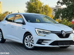 Culoarealb Utilizat 2021 Renault Mégane IV Intens Hatchback | 10.751 EUR (Preț OK)