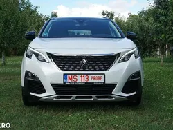 Alb Utilizat 2017 Peugeot 3008 Platinum SUV | 13.550 EUR (Puțin scump)