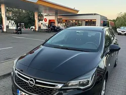 Culoarenegru Utilizat 2016 Opel Astra Break | 6.700 EUR (Preț OK)