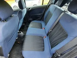 Albastru Utilizat 2009 Opel Corsa Hatchback | 2.400 EUR (Preț OK)