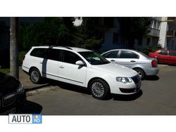 Alb Utilizat 2010 VW Passat Break | 5.999 EUR (Scump)