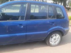 Utilizat 2008 Ford Fusion Hatchback | 2.500 EUR (Puțin scump)