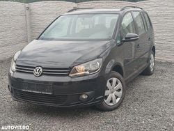 Culoarenegru Utilizat 2013 VW Touran Monovolum | 4.999 EUR
