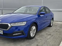 Albastru Utilizat 2020 Skoda Octavia Ambition Berlinǎ | 10.990 EUR (Preț bun)