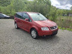 Utilizat 2007 VW Touran Monovolum | 2.200 EUR