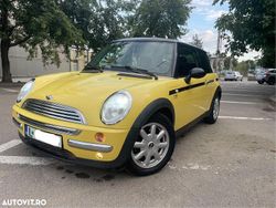 Culoaregalbeuriu Utilizat 2004 Mini Cooper Hatchback | 2.300 EUR (Preț OK)