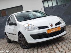 Culoarealb Utilizat 2009 Renault Clio II Extreme | 1.999 EUR (Puțin scump)