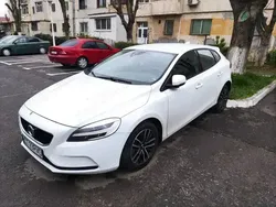 Alb Utilizat 2016 Volvo V40 Break | 10.500 EUR (Preț OK)