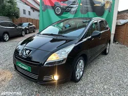 Culoarenegru Utilizat 2012 Peugeot 5008 Monovolum | 5.650 EUR (Preț OK)