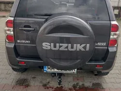 Gri Utilizat 2011 Suzuki Grand Vitara SUV | 5.800 EUR