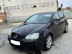 Utilizat 2005 VW Golf V Berlinǎ | 2.500 EUR (Preț OK)