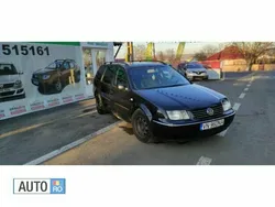 Negru Utilizat 2002 VW Bora Berlinǎ | 1.599 EUR (Super Preț)