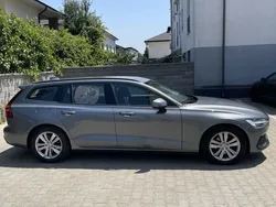 Gri Utilizat 2019 Volvo V60 Momentum Break | 18.900 EUR (Scump)