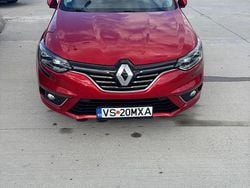 Culoarerosu Utilizat 2018 Renault Mégane IV Intens Hatchback | 11.550 EUR (Preț OK)