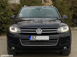 Culoarenegru Utilizat 2013 VW Touareg Terrain Tech SUV | 15.450 EUR (Preț bun)