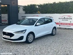Alb Utilizat 2022 Ford Focus Active Berlinǎ | 14.990 EUR (Preț OK)