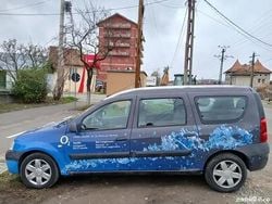 Albastru Utilizat 2008 Dacia Logan MCV Break | 1.190 EUR (Preț bun)