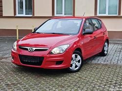 Rosu Utilizat 2010 Hyundai i30 Hatchback | 3.000 EUR (Preț bun)
