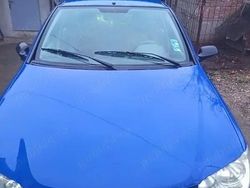 Utilizat 2006 Fiat Albea Berlinǎ | 1.300 EUR (Puțin scump)