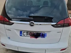 Utilizat 2015 Opel Zafira Monovolum | 8.500 EUR