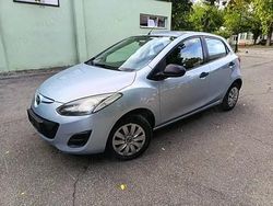 Utilizat 2011 Mazda 2 Hatchback | 2.500 EUR (Preț bun)
