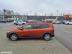 Rosu Utilizat 2022 Dacia Jogger Comfort Break | 12.850 EUR (Preț bun)