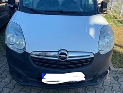 Culoarealb Utilizat 2013 Opel Combo Monovolum | 3.500 EUR