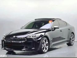 Culoarenegru Utilizat 2017 Kia Stinger GT-Line Hatchback | 20.932 EUR