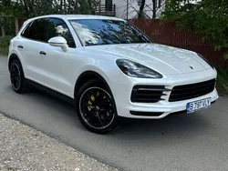 Alb Utilizat 2018 Porsche Cayenne SUV | 43.900 EUR (Super Preț)