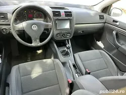 Utilizat 2005 VW Golf V Berlinǎ | 2.000 EUR