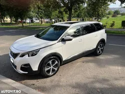 Culoarealb Utilizat 2018 Peugeot 5008 Allure Monovolum | 16.500 EUR (Scump)