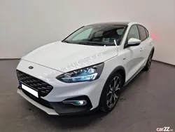 Alb Utilizat 2020 Ford Focus Active Berlinǎ | 14.550 EUR (Puțin scump)