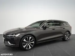 Maro Utilizat 2023 Volvo V60 Plus Break | 37.850 EUR (Scump)