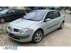 Argintiu Utilizat 2004 Renault Mégane II Berlinǎ | 1.790 EUR (Preț OK)