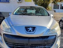 Gri Utilizat 2008 Peugeot 308 Hatchback | 2.200 EUR (Preț OK)