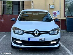 Alb Utilizat 2017 Renault Clio IV Intens Hatchback | 5.650 EUR (Preț OK)
