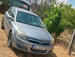 Utilizat 2006 Opel Astra Hatchback | 7.000 EUR