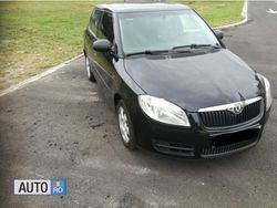 Negru Utilizat 2009 Skoda Fabia Hatchback | 3.200 EUR (Preț OK)