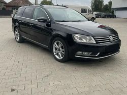 Culoarenegru Utilizat 2012 VW Passat Highline Break | 6.700 EUR (Preț OK)